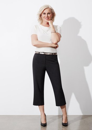 BS29321 - LADIES CLASSIC 3/4 PANT NAVY
